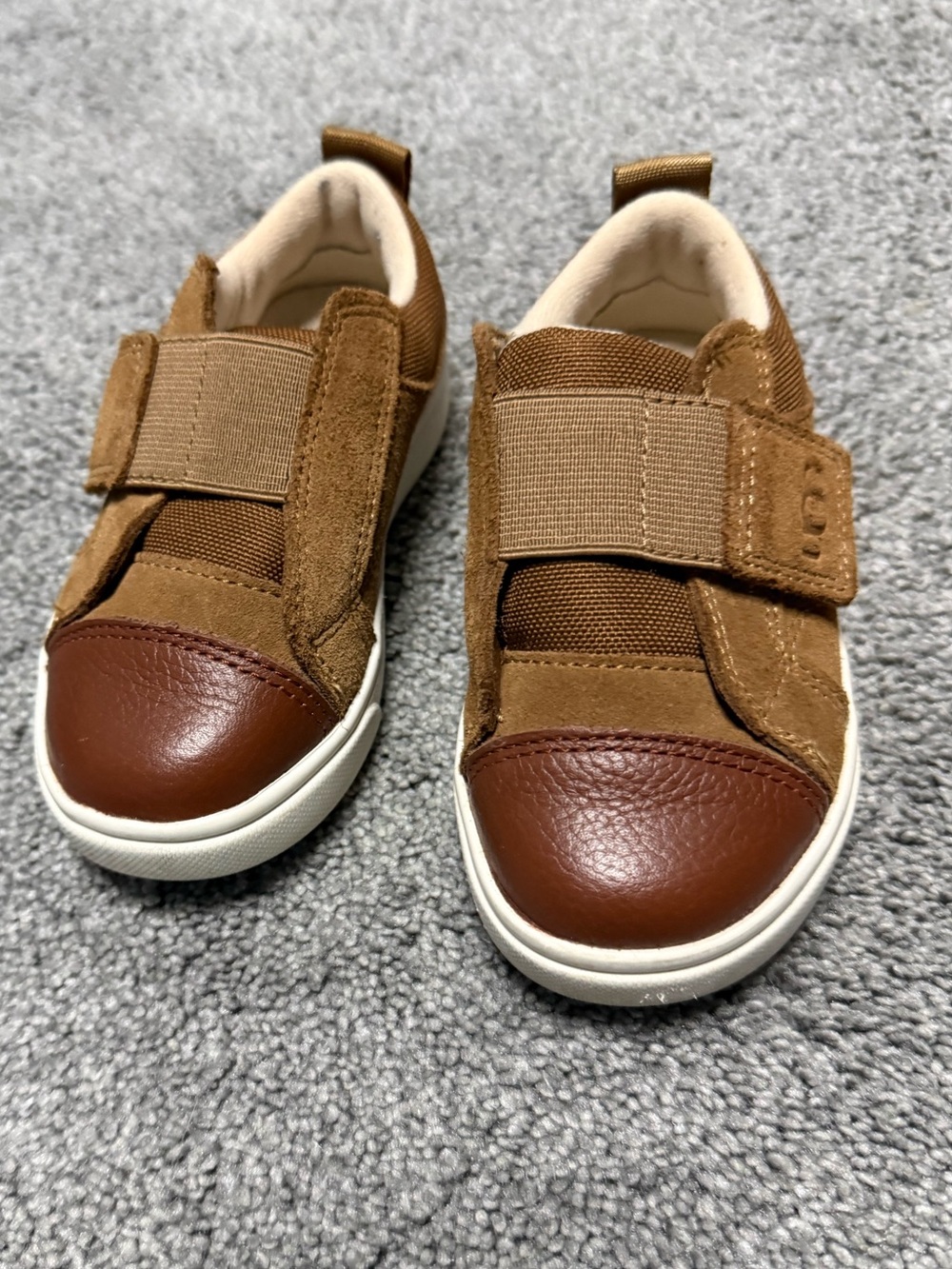 UGG Kids Brown Leather & Suede Velcro Sneakers